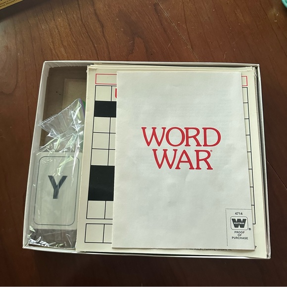 Vintage 1983 Whitman Word War Competitive Crossword Puzzle Board Game - Picture 7 of 9